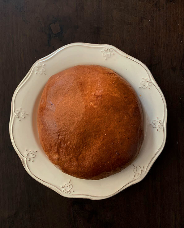 Hornazo de masa dulce artesanal, hornazo de salamanca, hornazo dulce, empanada de carne, empanada de chorizo jamón y lomo