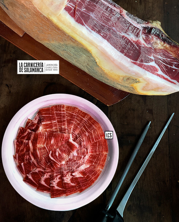Jamon ibérico de bellota cortado a cuchillo