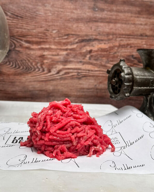 Carne picada de chuletón premium recién picada y envasada al vacío sin conservantes
