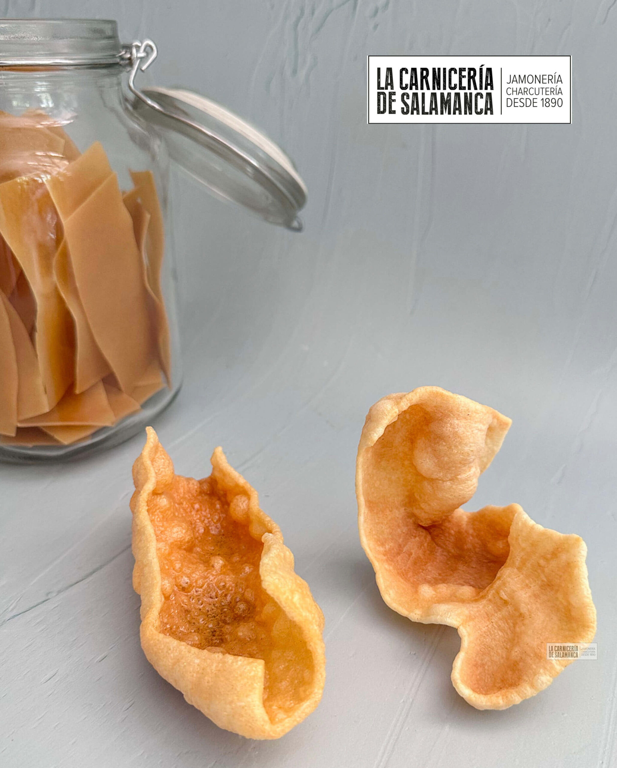 Cortezas o cueros para ensaladilla. Producto típico de Salamanca