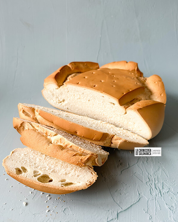 Pan de pueblo disponible para comprar en nuestra carnicería online.