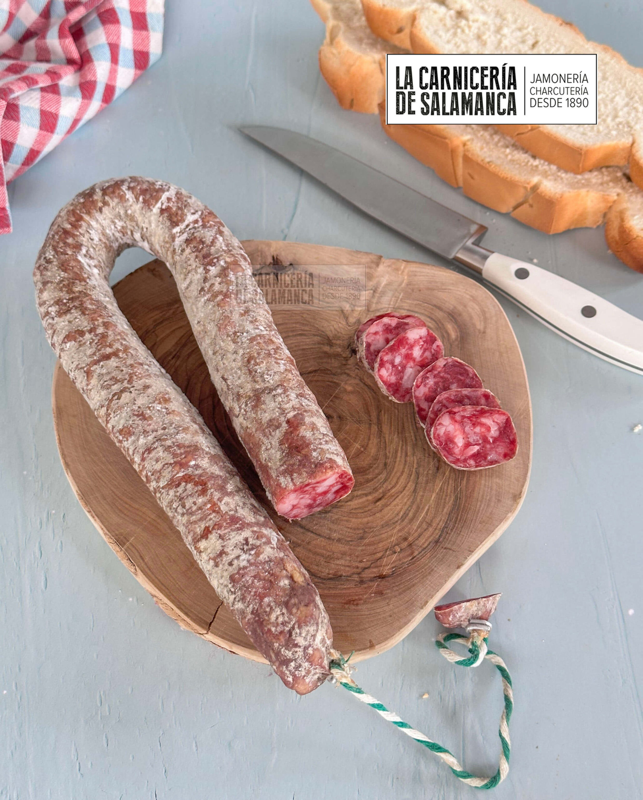 Longaniza ibérica de Alaraz de salchichón, disponible para comprar online en La Carnicería de Salamanca y en la tienda física de Salamanca y Peñaranda de Bracamonte.