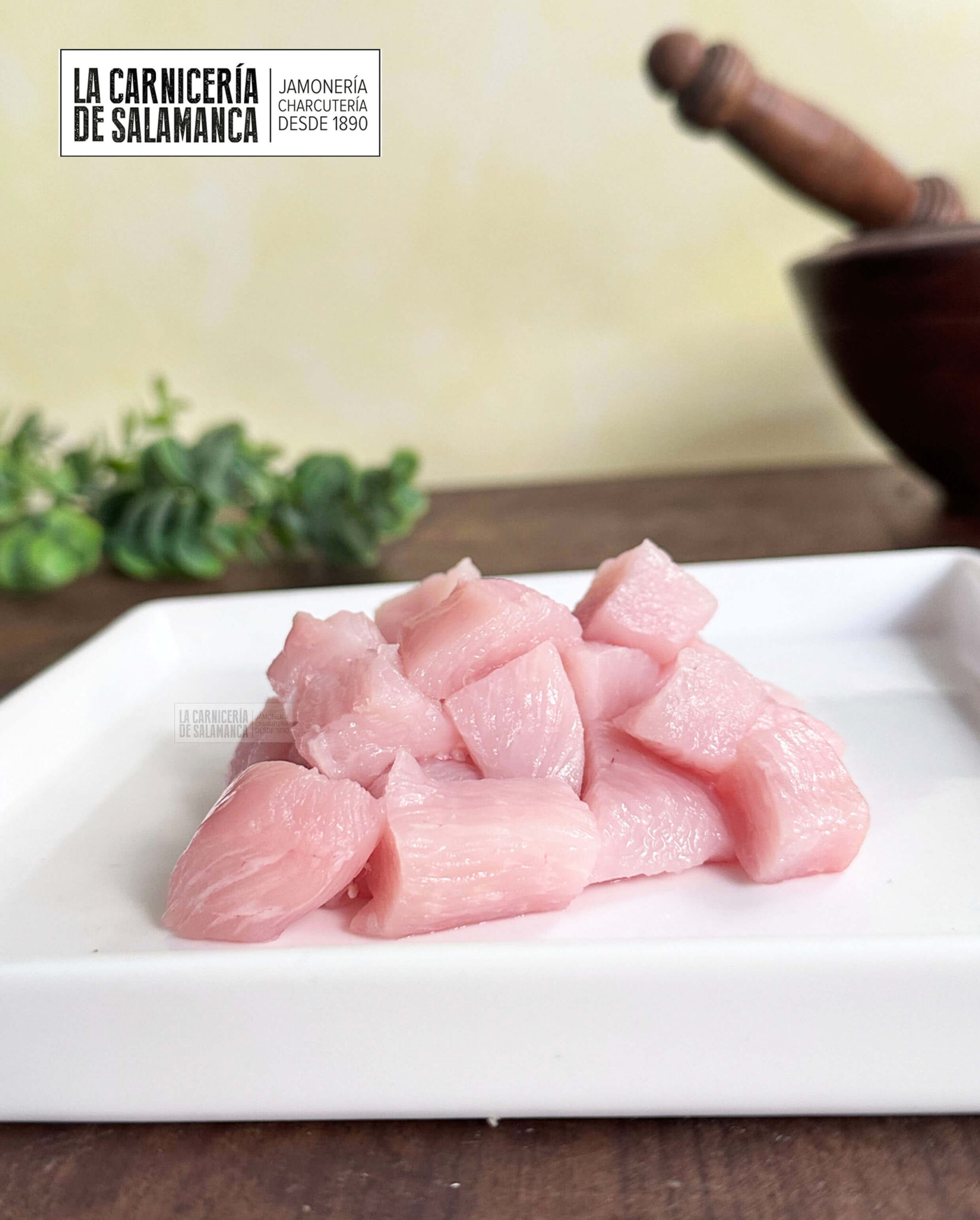 Dados de pollo, dieta fitness, disponible para comprar online en La Carnicería de Salamanca