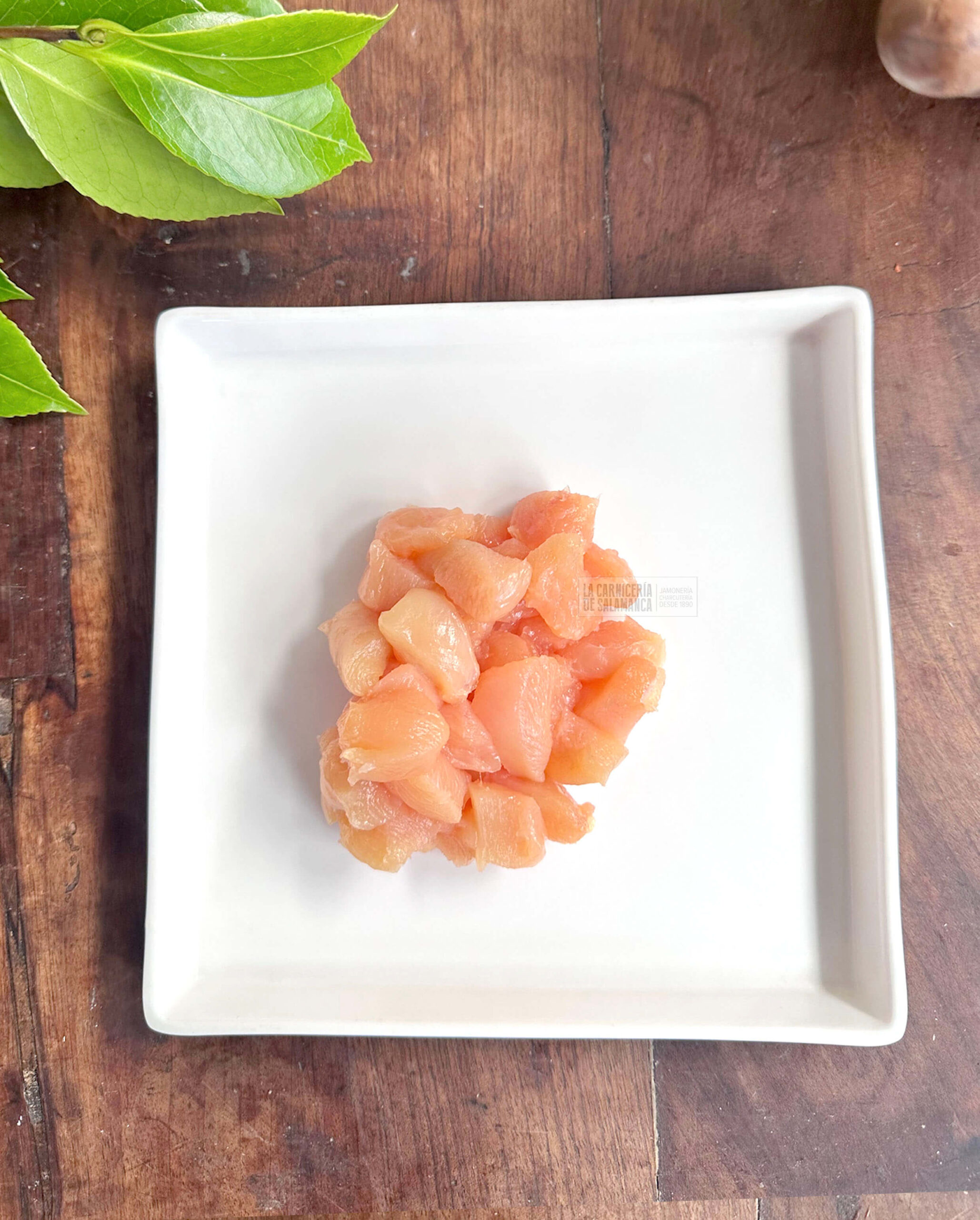 Dados de pollo de corral 200 gramos ideal para dieta fitness, comida para deportistas. Disponible en nuestra carnicería online